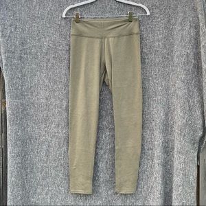 Aerie size medium green leggings